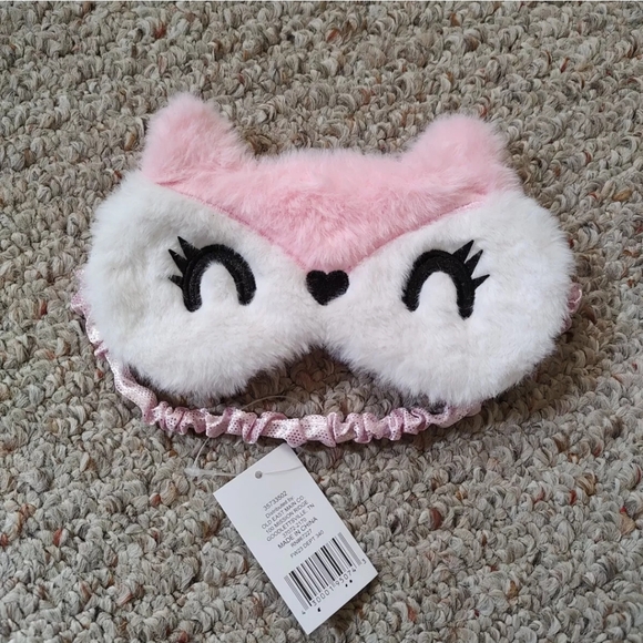 Old East Main Co Plush Sleeping Eye Mask Cat Fox Animal Heart Shimmering Pink - Picture 2 of 6